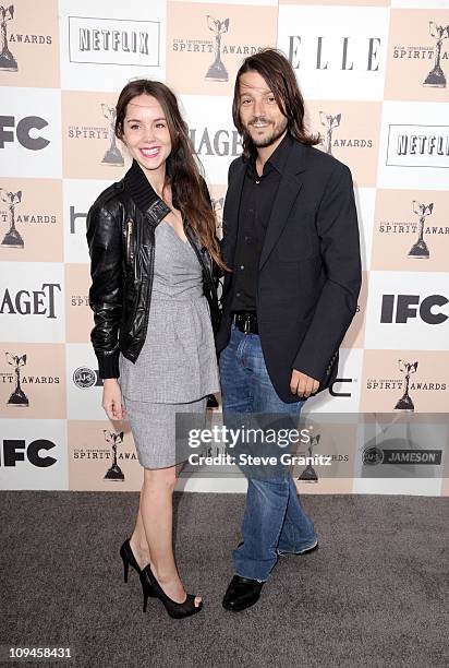 Actor Diego Luna and Camila Sodi arrive at the 2011 Film Independent Spirit Awards at Santa Monica Beach on February 26, 2011 in Santa Monica,...