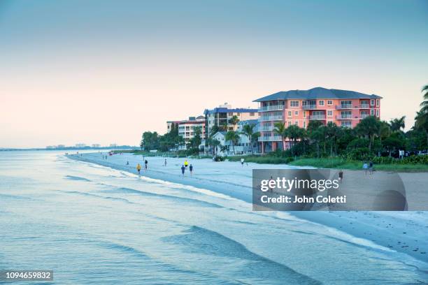 florida, fort myers beach, estero island, gulf of mexico - florida coastline stock pictures, royalty-free photos & images