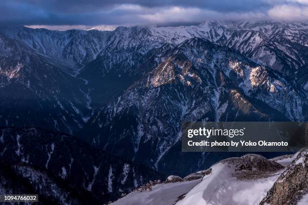 morning view from mt. thubakuro-dake (2762 m above sea level) - 登山 stock-fotos und bilder