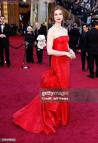 Actress Anne Hathaway arrives at the 83rd Annual Academy Awards held at the Kodak Theatre on February 27, 2011 in Hollywood, California.