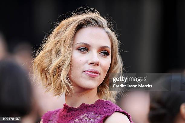 Actress Scarlett Johansson arrives at the 83rd Annual Academy Awards held at the Kodak Theatre on February 27, 2011 in Hollywood, California.