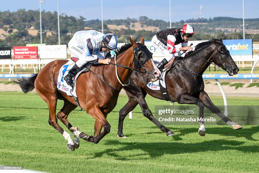 Bill Riddell Racing About Time Bill ridden by Jason Maskiell wins the Racing.com Maiden ...