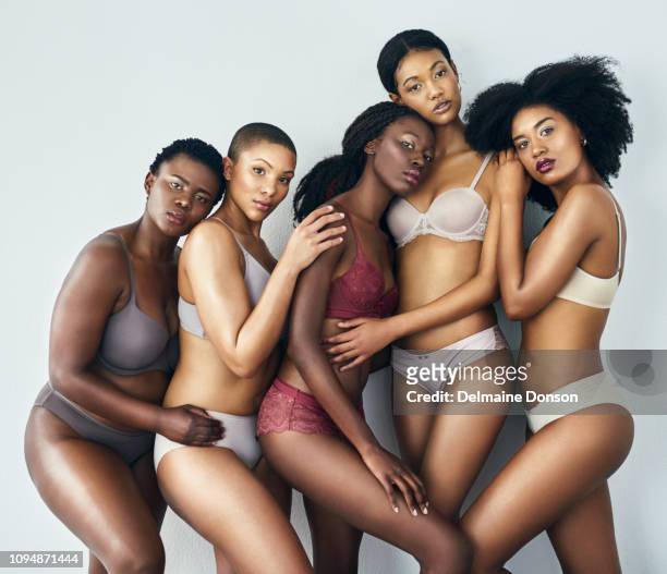 women, beautiful in any shape and size - art modeling studio stock pictures, royalty-free photos & images