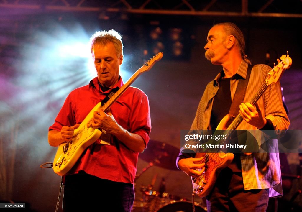 Lua Rudd Mike Rudd of Spectrum performs on stage at the Sunbury back road ...