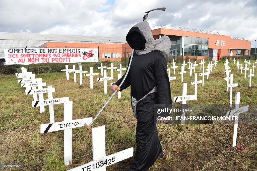 FRANCE-OFFSHORE-ECONOMY-PROTEST