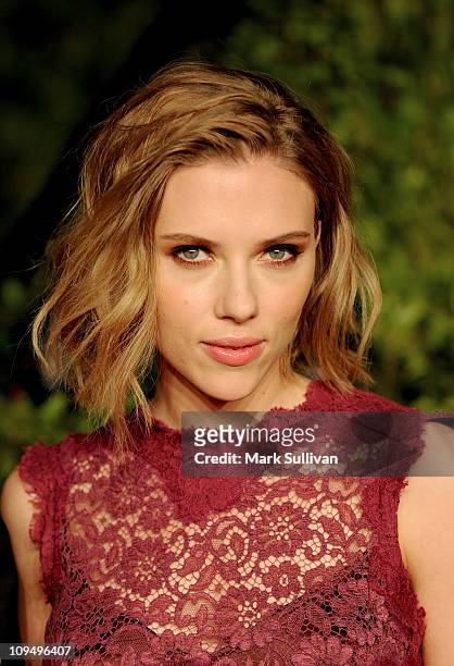 Actress Scarlett Johansson arrives at the Vanity Fair Oscar party hosted by Graydon Carter held at Sunset Tower on February 27, 2011 in West...