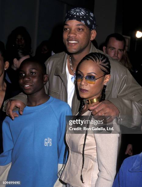 Actor Will Smith, actress Jada Pinkett Smith and Will Smith's nephew attend "The Kingdom Come" Beverly Hills Premiere on April 5, 2001 at the WGA...