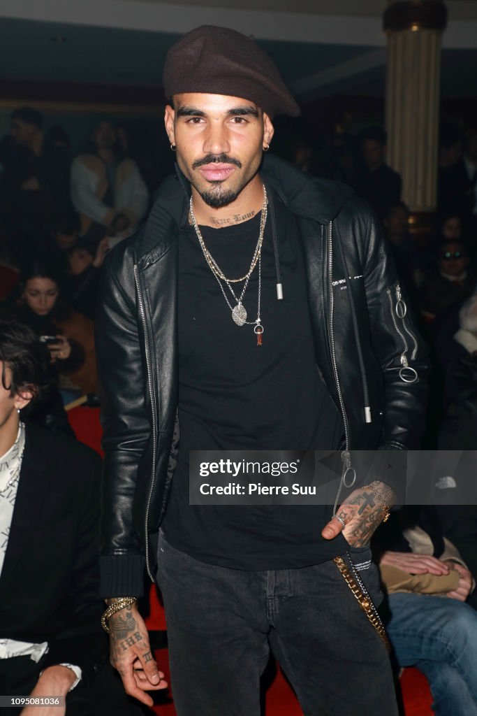 Undercover : Front Row - Paris Fashion Week - Menswear F/W 2019-2020