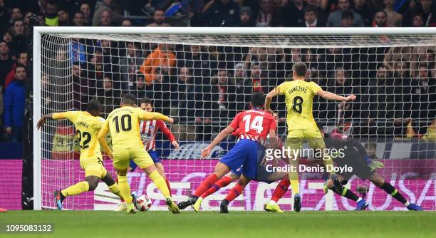 Seydou Doumbia of Girona scores their 3rd goal during the Copa del Rey Round of 16 match between Atletico Madrid and Girona at Wanda Metropolitano on...