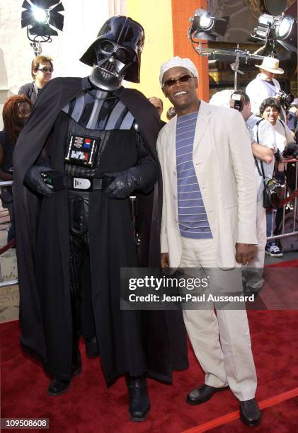 Sam Darth Raver 828 Samuel L Jackson 2002 Photos & High Res Pictures - Getty Images