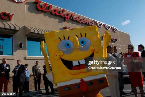 SpongeBob SquarePants celebrates the opening of the 4000th Walgreen store.