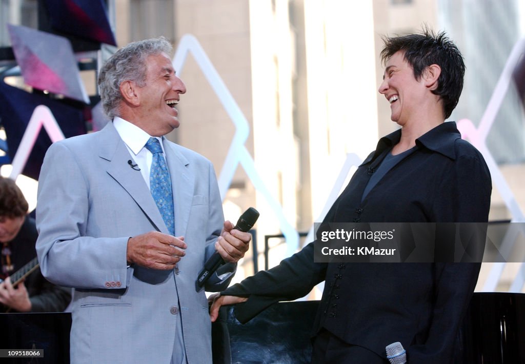 Tony Bennett and K.D. Lang Perform on "The Today Show" - August 24, 2001