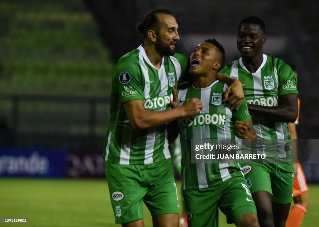 FBL-LIBERTADORES-GUAIRA-ATLNACIONAL