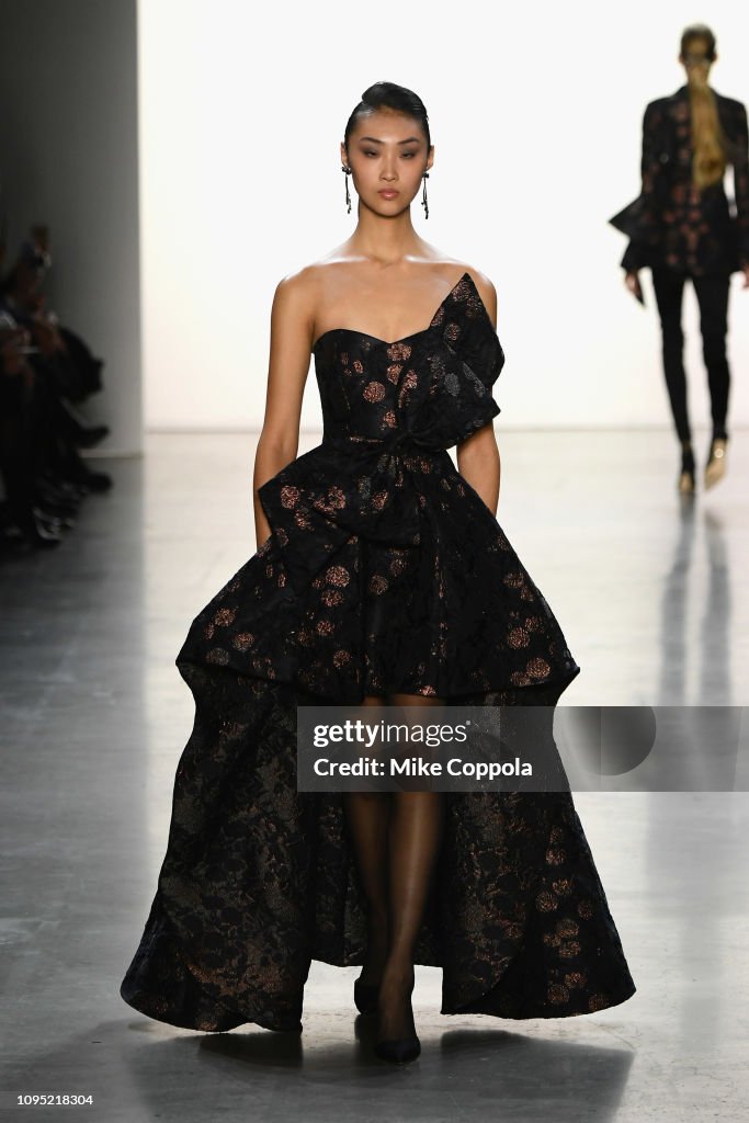 Badgley Mischka - Runway - February 2019 - New York Fashion Week: The Shows