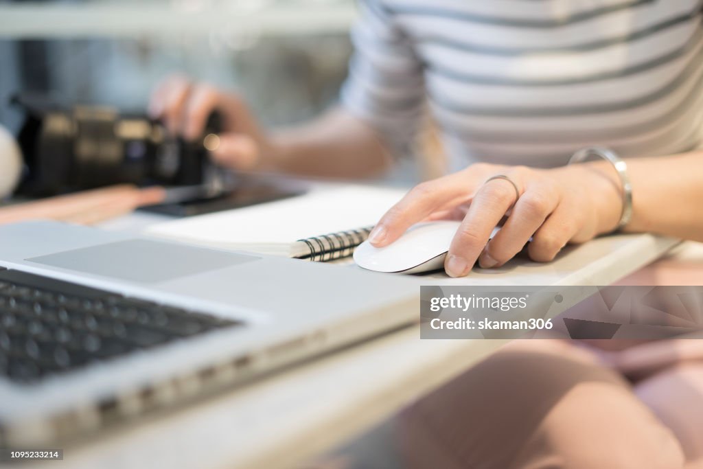 Hand Holding Computer Mouse And Click With Keyboard Computer High-Res ...