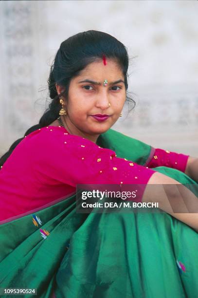 Woman in traditional costume, Agra, Uttar Pradesh, India.