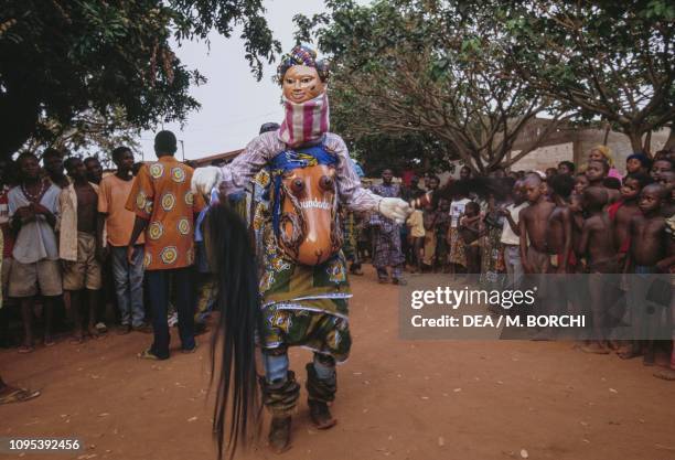 Gelede Rituals 83 Gelede Stock Photos, High-Res Pictures, and Images - Getty Images