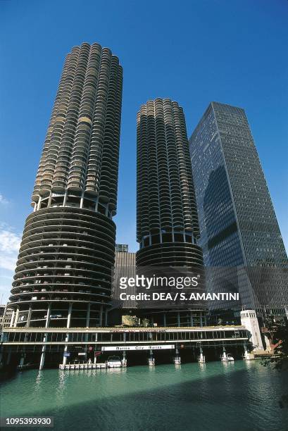 Twin corncob towers of Marina City, on Chicago River, Chicago, Illinois, United States of America.