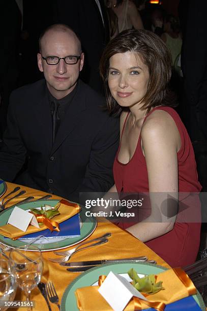 Steven Soderbergh and Jules Asner during 2003 Cannes Film Festival - Cinema Against AIDS 2003 to benefit amfAR sponsored by Miramax - Dinner at Le...