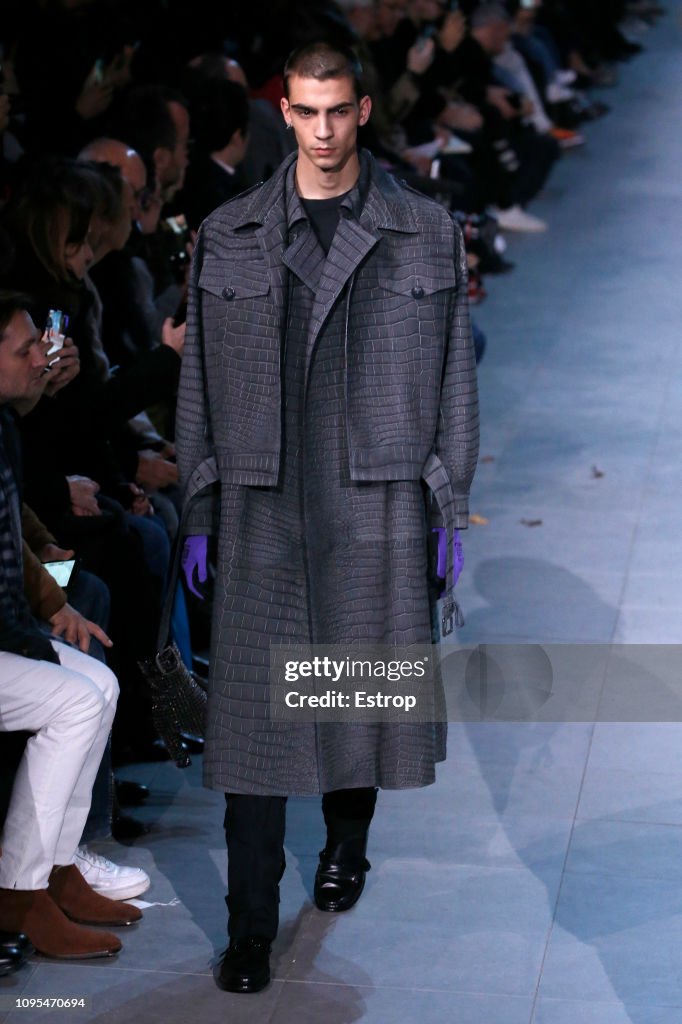 Louis Vuitton : Runway - Paris Fashion Week - Menswear F/W 2019-2020