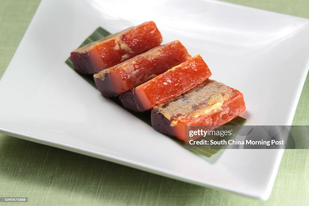 Finished product, Sweet potato and sugar cane pudding (HK$198) from Hoi King Heen at the InterContinental Grand Stanford Hotel. 28JAN15 [12FEBRUARY2015 LEAD FEATURE 2 48HRS]