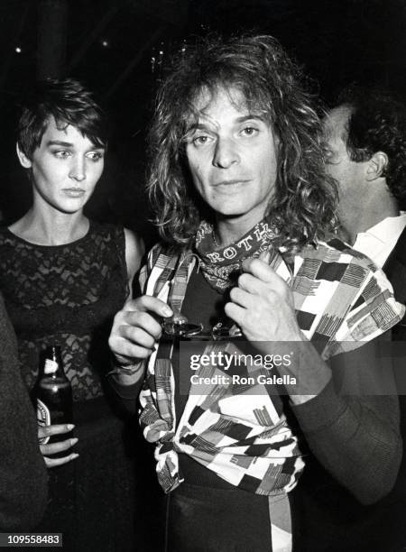 Larry David Lee Roth Pictures and Photos - Getty Images