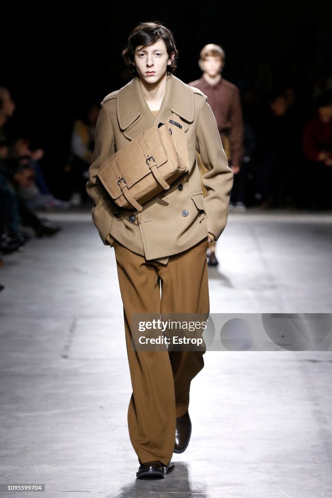 Dries Van Noten : Runway - Paris Fashion Week - Menswear F/W 2019-2020