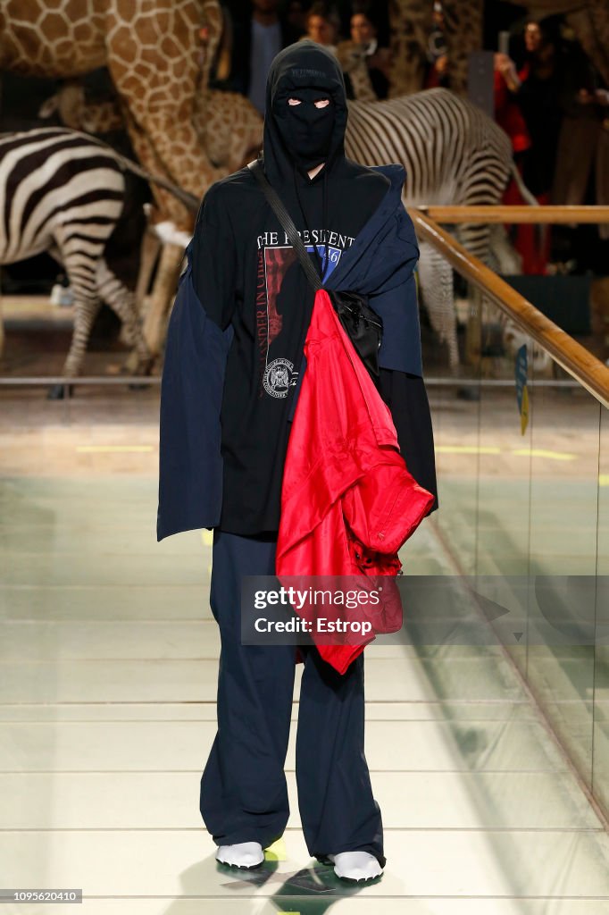 Vetements : Runway - Paris Fashion Week - Menswear F/W 2019-2020