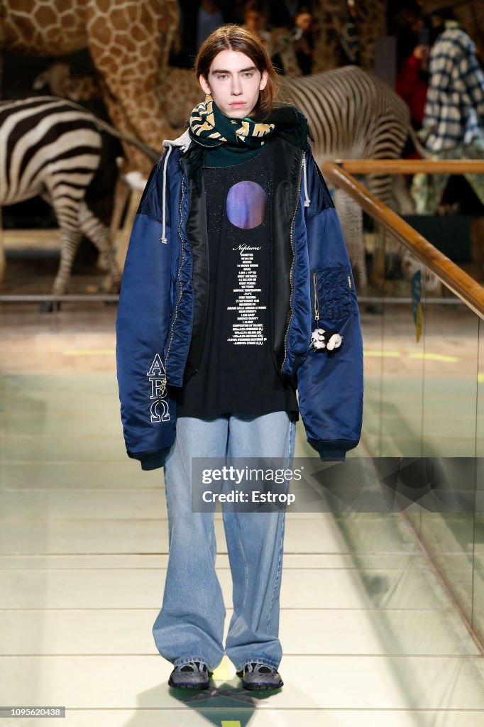 Vetements : Runway - Paris Fashion Week - Menswear F/W 2019-2020