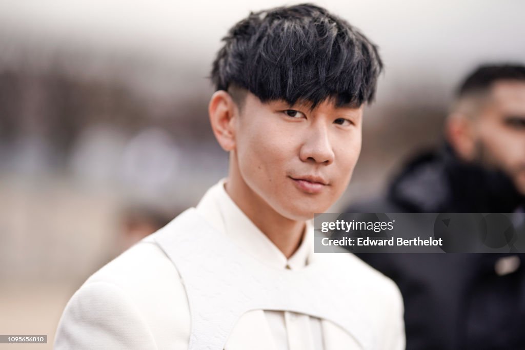 Street Style - Paris Fashion Week - Menswear F/W 2019-2020 : Day Three