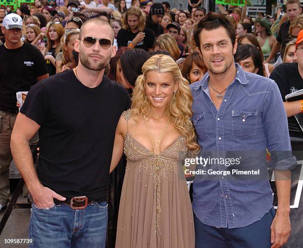 Seann William Scott, Jessica Simpson and Johnny Knoxville