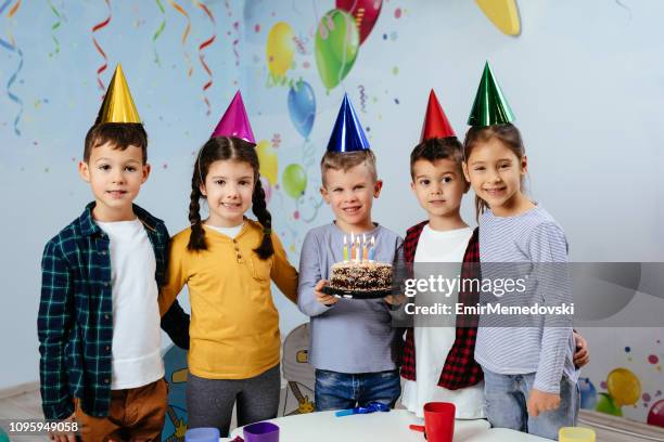 children at birthday party - children only stock pictures, royalty-free photos & images