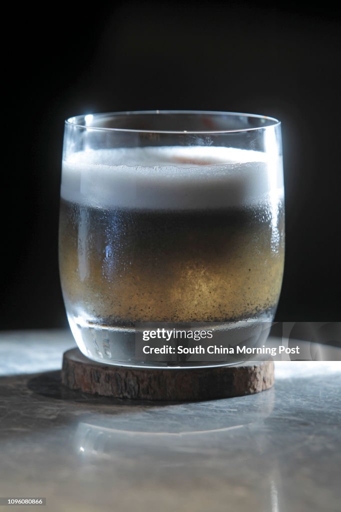 This image shows Oak Whiskey Sour of The Woods in Central. 15FEB16 SCMP / Bruce Yan