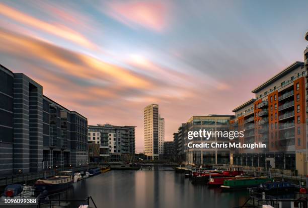 leeds dock - aire stockfoto's en -beelden