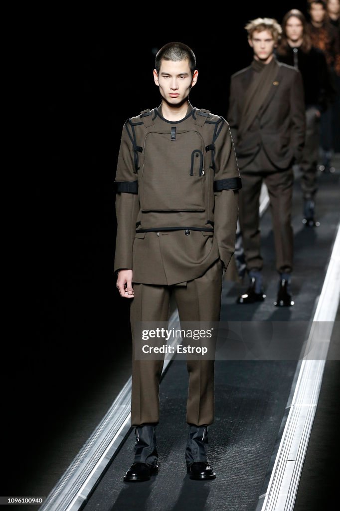 Dior Homme : Runway - Paris Fashion Week - Menswear F/W 2019-2020