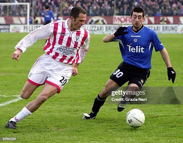 Tomas of Vicenza and Cristian Diaz of Udinese in action during the SERIE A 17th Round League match between Vicenza and Udinese, played at the Romeo...