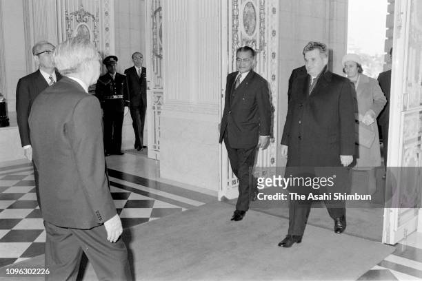 Romanian President Nicolae Ceausescu and his wife Elena greet Emperor Hirohito prior to the welcome ceremony at the Akasaka State Guest House on...
