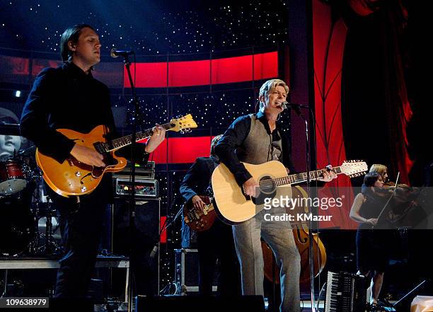David Bowie performs with Arcade Fire at Conde Nast's 2005 Fashion Rocks Show