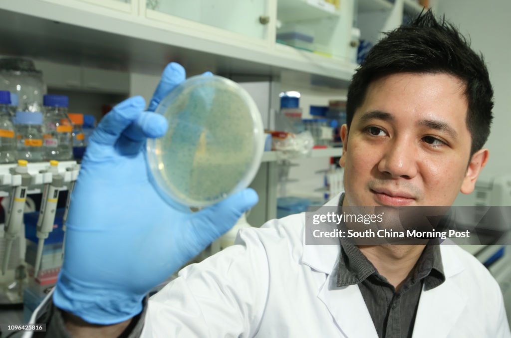 HKUST professor Danny Leung Chi-yeu's research on Epigenetics Modifications wins Croucher Innovation Award 2017. 12DEC16 SCMP/Edmond So