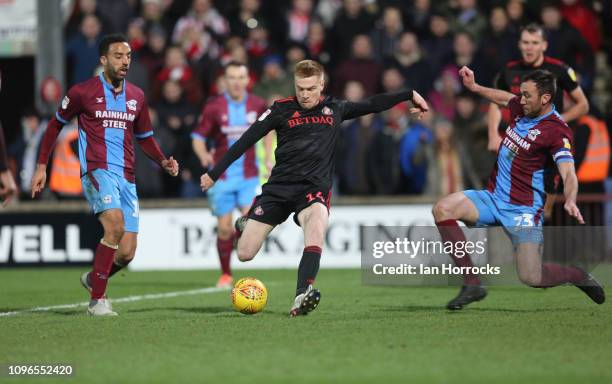 Duncan Watmore of Sunderland has a shot during the Sky Bet League One match between Scunthorpe United and Sunderland at Glanford Park on January 19,...