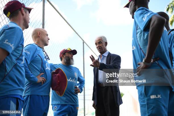 Sir Garfield Sobers talks West Indies Head Coach Richard Pybus with Spin Coach Mushtaq Ahmed during net practice at Kensington Oval on January 19,...