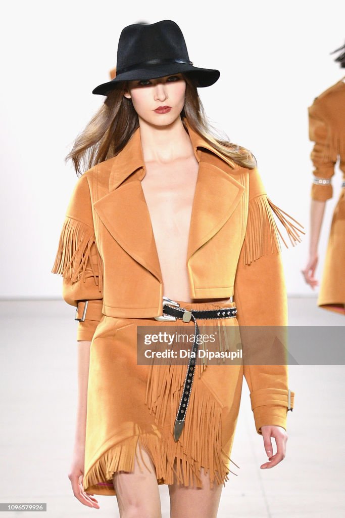 Taoray Wang - Runway - February 2019 - New York Fashion Week: The Shows