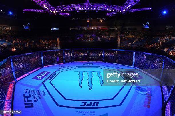 Ufc Rod Ufc Arena Photos and Premium High Res Pictures - Getty Images