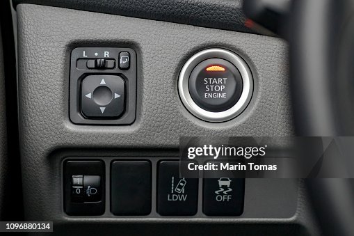 Engine start/stop switch Engine start/stop switch