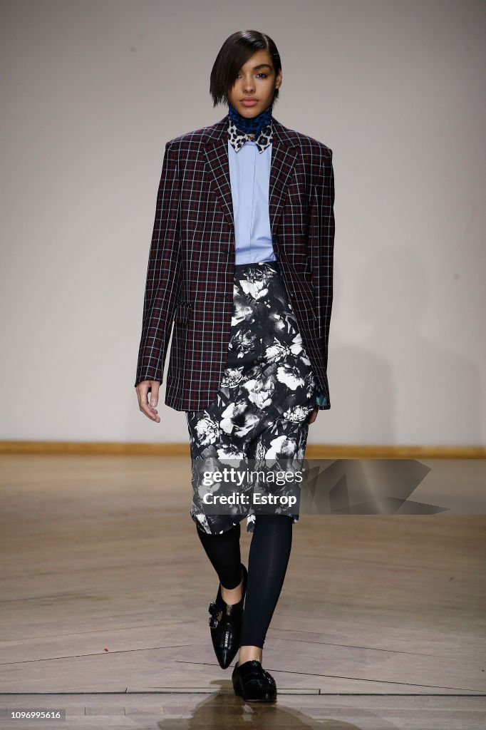Paul Smith : Runway - Paris Fashion Week - Menswear F/W 2019-2020