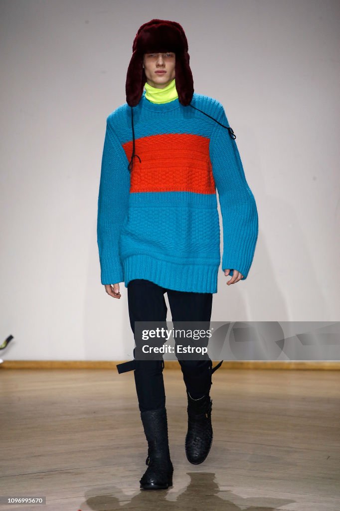 Paul Smith : Runway - Paris Fashion Week - Menswear F/W 2019-2020
