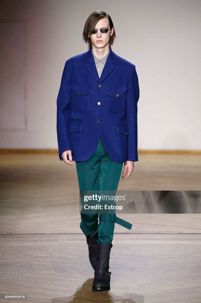 Paul Smith : Runway - Paris Fashion Week - Menswear F/W 2019-2020
