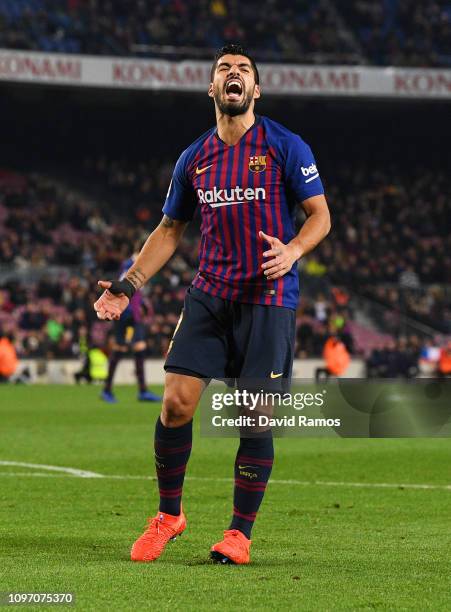 Luis Suarez of Barcelona reacts during the La Liga match between FC Barcelona and CD Leganes at Camp Nou on January 20, 2019 in Barcelona, Spain.