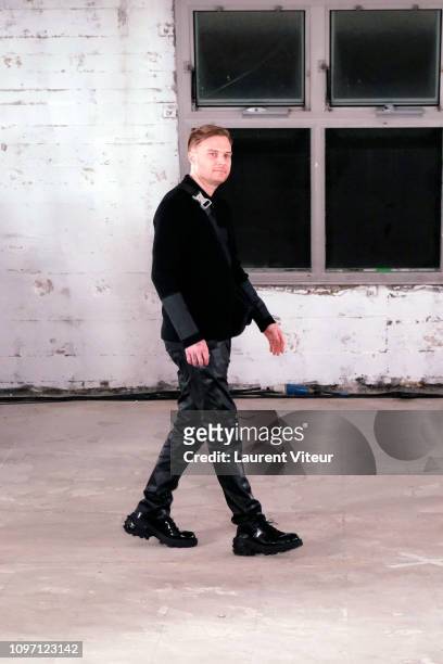 Model walks the runway during the Alyx Menswear Fall/Winter 2019-2020 show as part of Paris Fashion Week on January 20, 2019 in Paris, France.