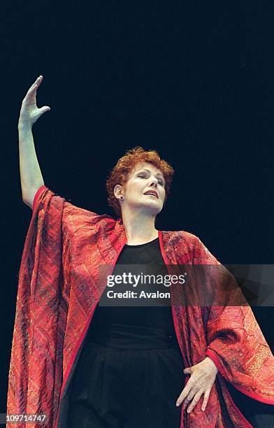 Lynn Redgrave, British Actress, In a scene from her one-woman play 'Shakespeare For My Father', at the Theatre Royal, Haymarket, London.